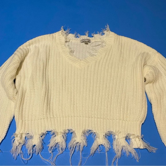 35. Kell Palmer white sweater size large - Picture 7 of 8